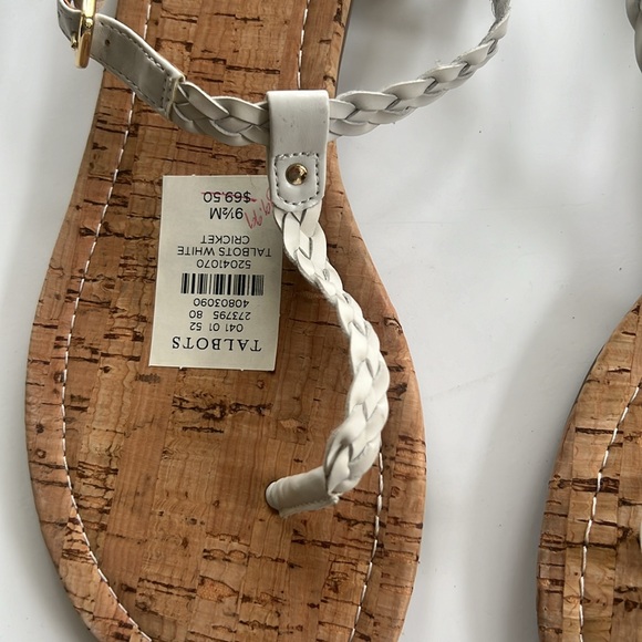 TALBOTS WHITE BRAIDED FLAT THONG SANDAL NWT Size 9 1/2 - Picture 2 of 5